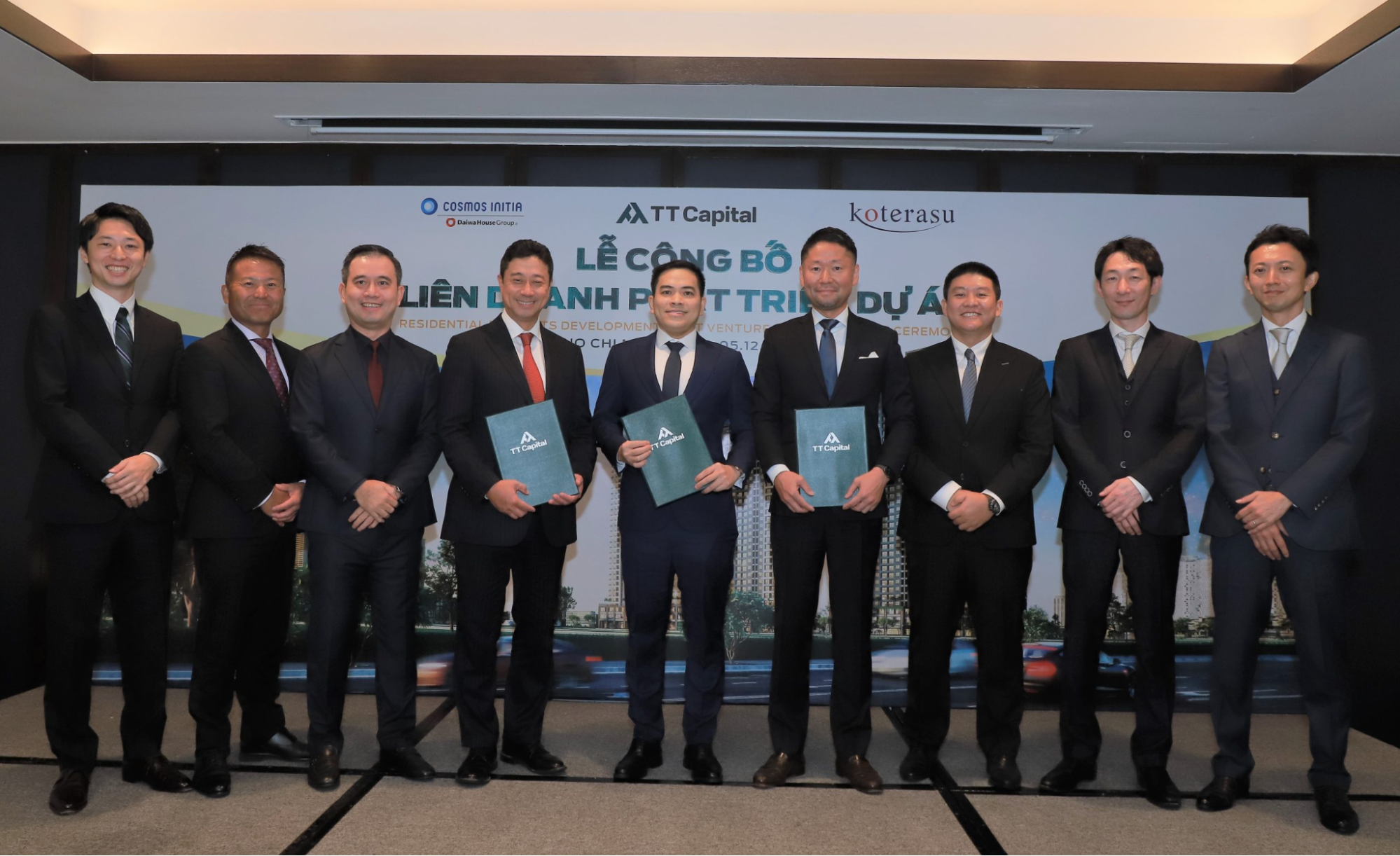 Press Conference in Vietnam on December 5th